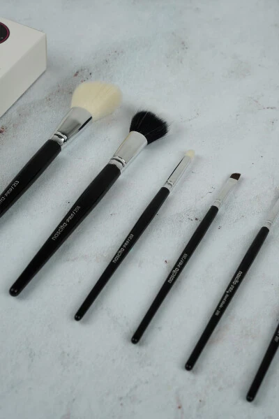 Профессиональный набор кистей для ежедневного макияжа 8 шт - 4