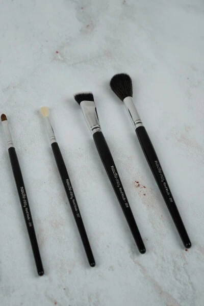 Профессиональный набор кистей для ежедневного макияжа 8 шт - 6