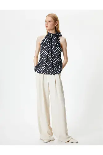 Puantiyeli Bluz Halter Yoqali Fularli Viskoza - Modazone (1)