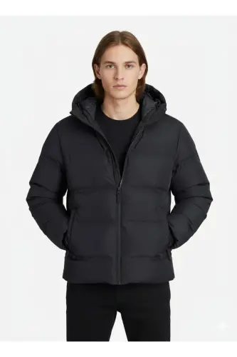 Puffer Jacket Kapüşonlu Soğuk Geçirmez Siyah Erkek Polyester Dolgulu Çift Cepli Şişme Mont - Black-Soho - 4