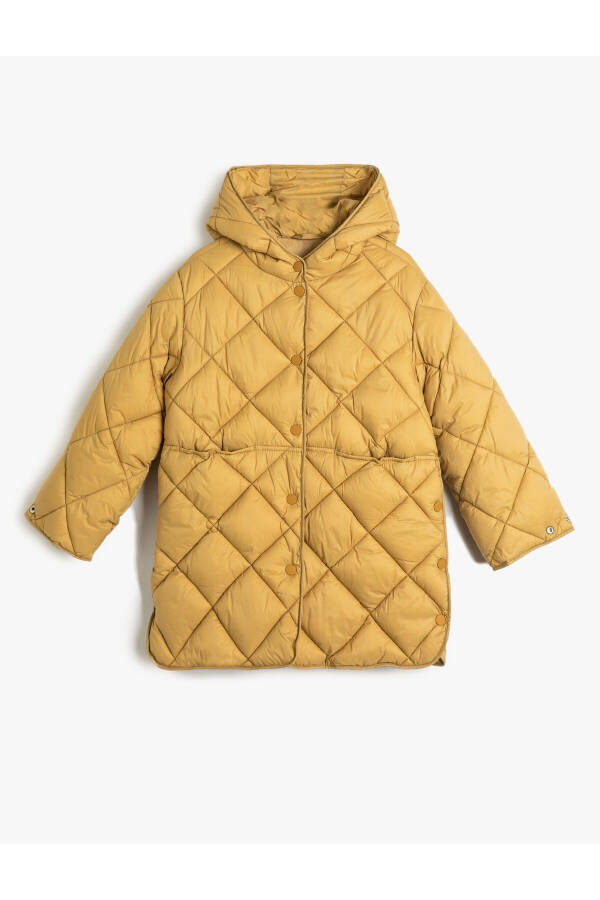 Puffer jacket with hood and snap button detailed quilting. - 3