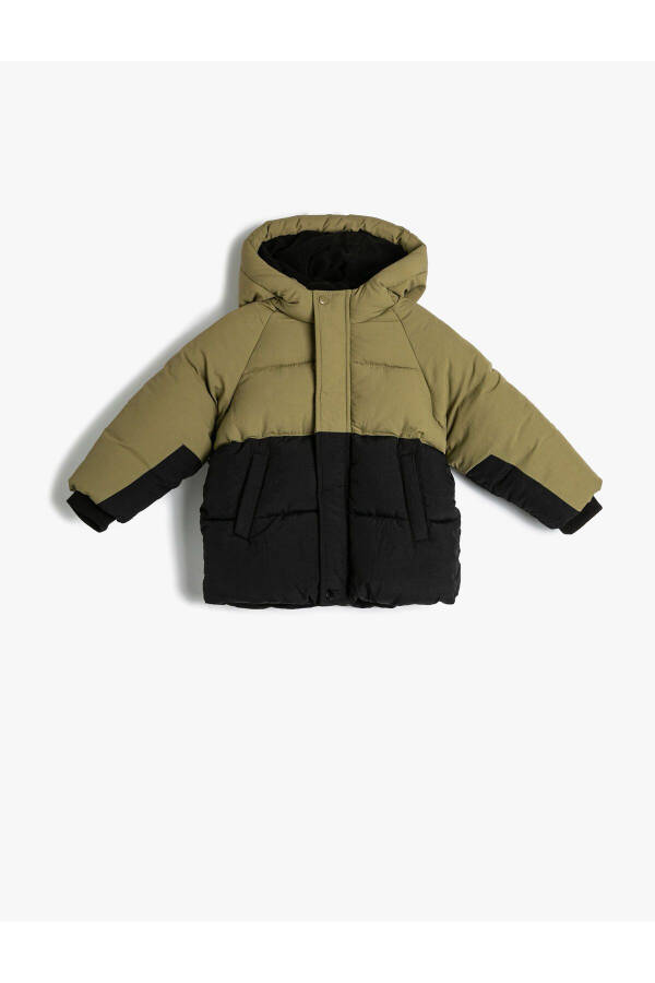 Puffer jacket with hood, plush lining and pockets - 5