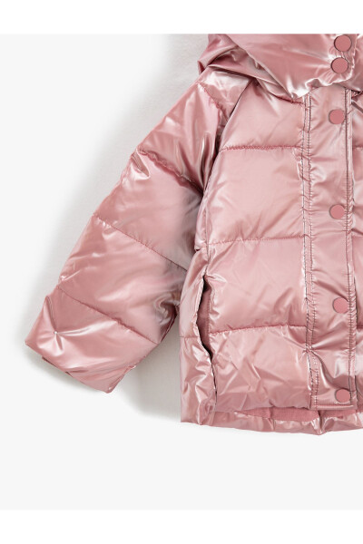 Puffer jacket with snap buttons. - 3