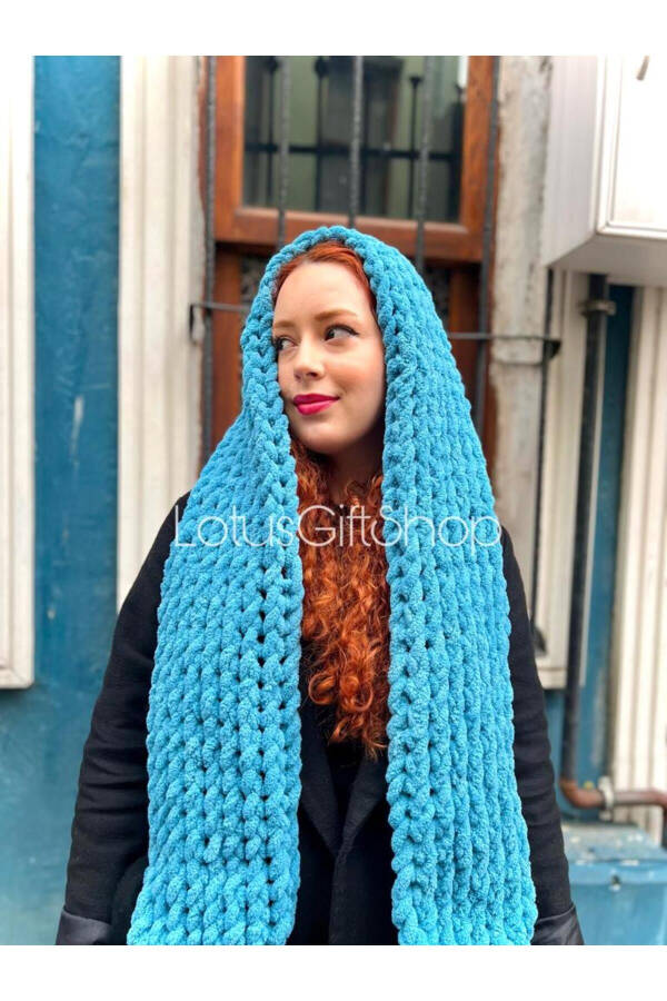 Puffy Blue Plush Thermal Twisted Scarf - 2