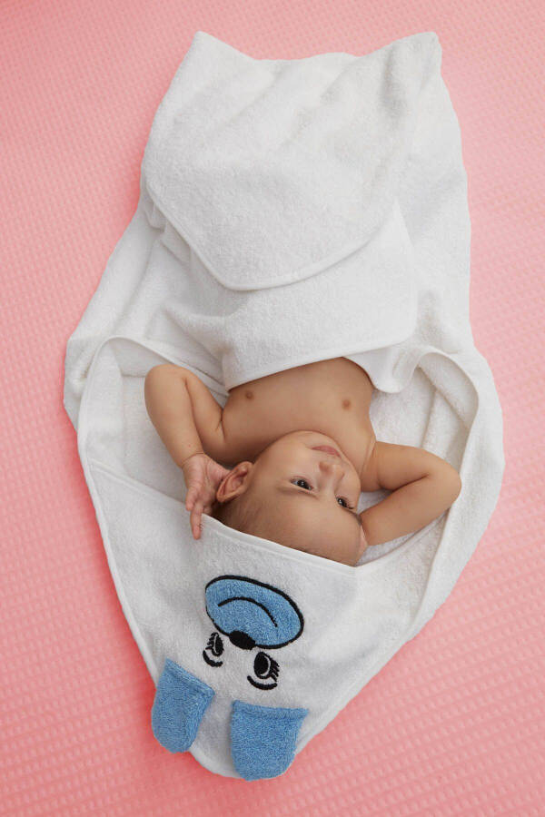 Pupy Bear Cotton Hooded Unisex Newborn Baby Swaddle Towel Embroidered White 100x100cm - 2