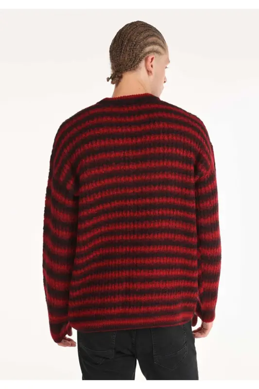 Purple crew neck knitted sweater for men - 2