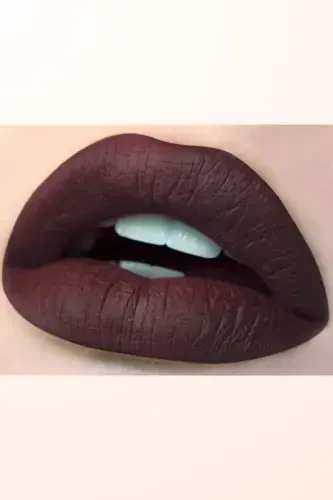 Pushti Daylong Lipcolor Kissproof Mat Suyuq Lab bo'yog'i 23-Achchiq Qahva - PASTEL (1)