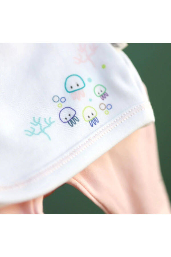 Putili Jellyfish 5-Piece Newborn Hospital Discharge Set - 3