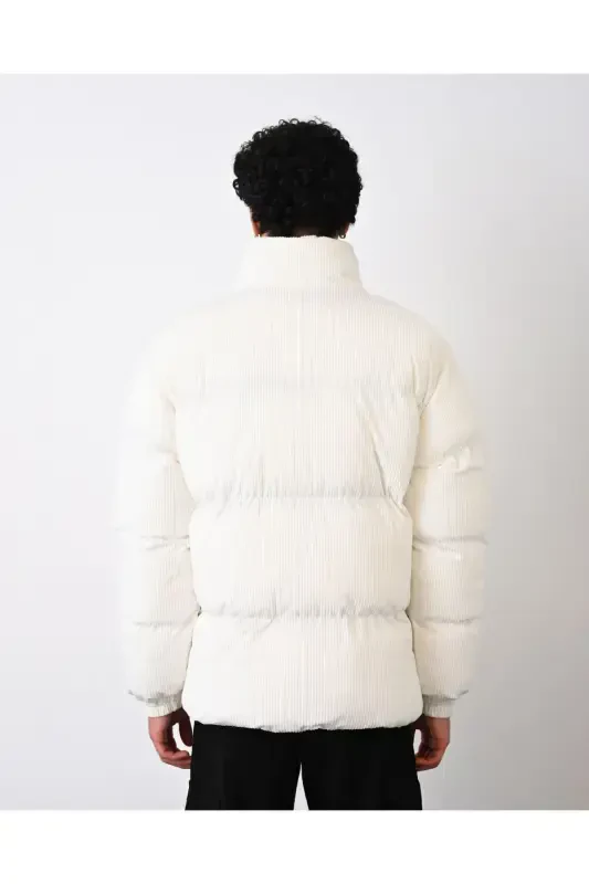 Пуховик из толстой вельветовой ткани - 4