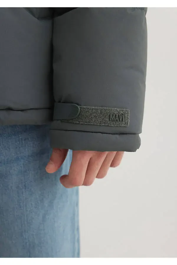 Пуховик серый с капюшоном - 7