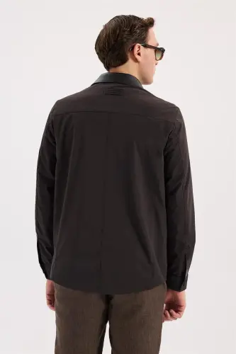 Qahva rangli Comfort Fit, chaqaloq yoqali, haqiqiy charm detallı mavsumiy sport kurtkasi - 4