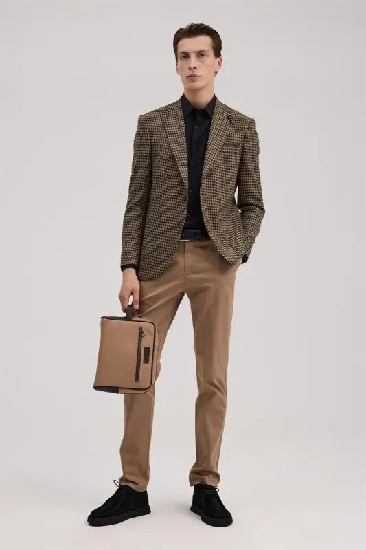 Qahva Slim Fit Mono Yoqali G'oz panjasi naqshli kurtka - JAKAMEN