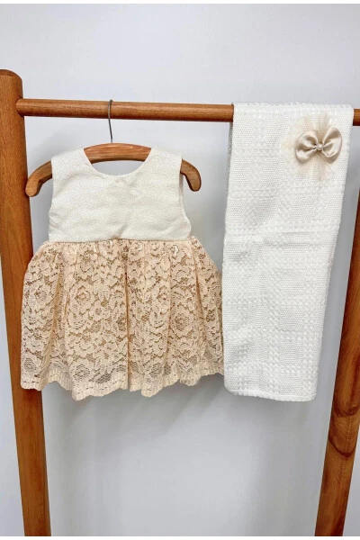 QIZ CHAQALOQ UCHUN DANTEL ORQA KAMONLI DETAILI ADYOL 6 QISM MEVLÜT TO'PLAMI - BUTIK