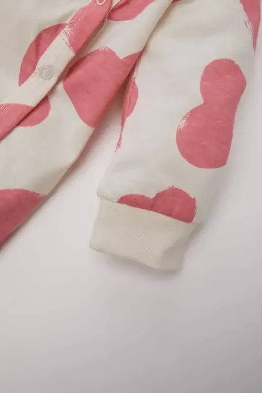 Qiz chaqaloq yangi tug'ilgan yurak naqshli paxta uzun yengli tugmali tulum E6046A5NS - 3