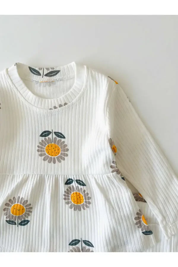 Qizcha chaqaloq ромашка naqshli kostyum - 3