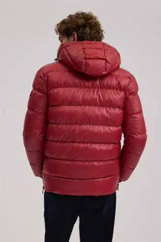 Qizil Regular Fit Kapüşonli Shishgan Qishki Palto - 4