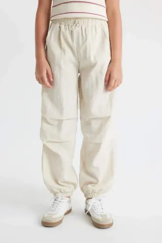 Qizlar uchun parashyut matodan tayyorlangan jogger shimlari D0646A824SM - 4