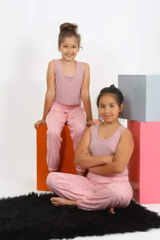 Qizlar uchun qisqa qo'lli pushti pijama to'plami 20433 - 11