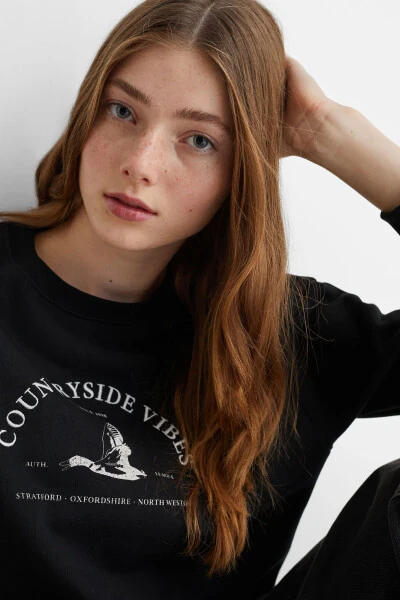 Qizlar uchun qora futbolka - 5