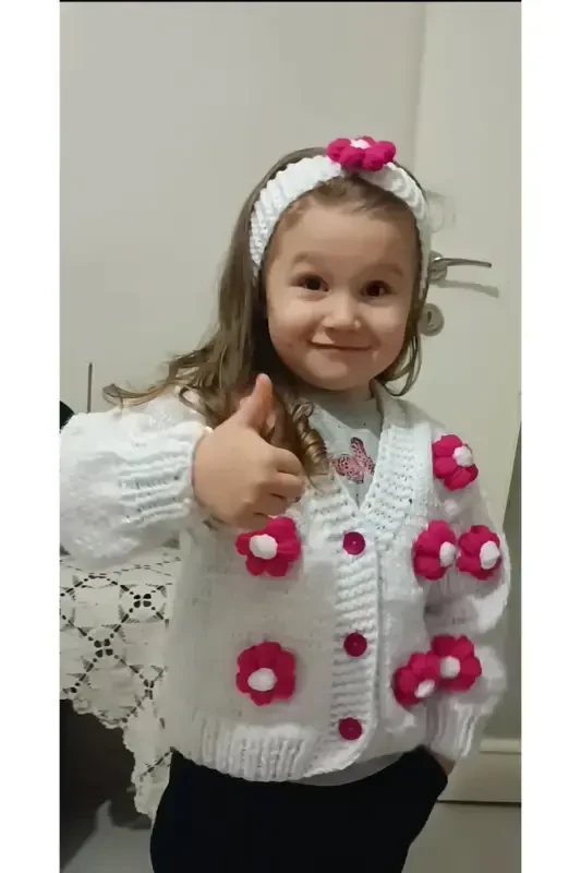 Qo'lda to'qilgan bolalar kardigani Oq-OQ - 1