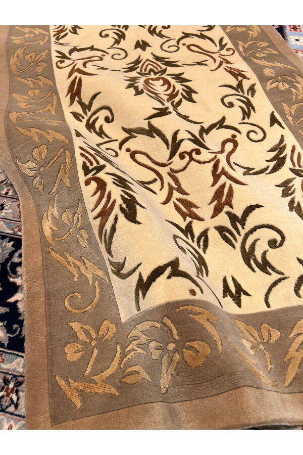 Qo'lda to'qilgan Dalyana yo'lagi. Birinchi darajali ipak-jun aralashmasi. O'lchami: 300x80 - 6