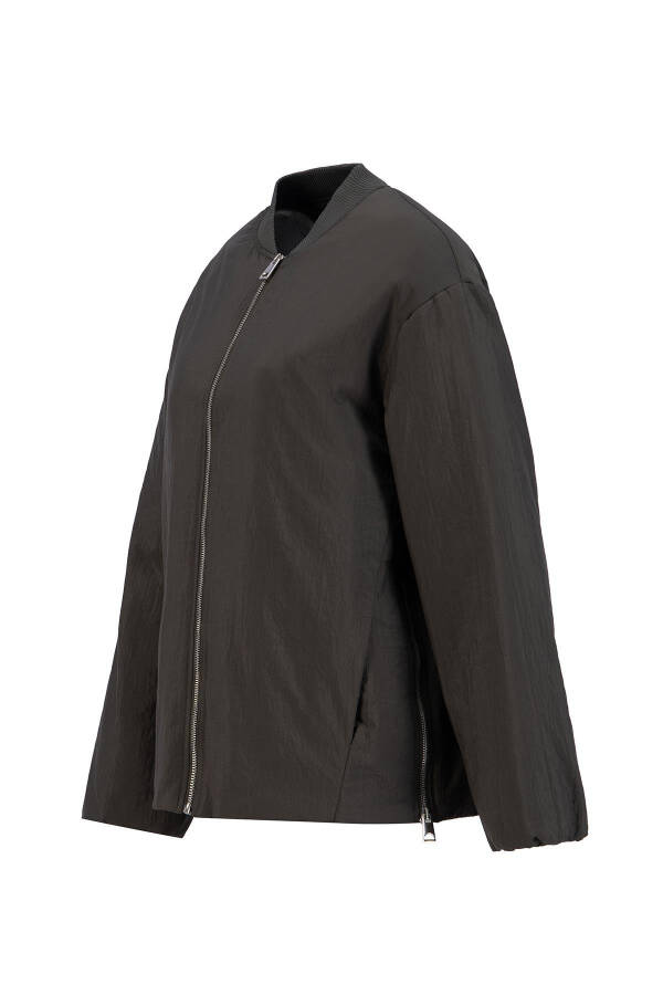Qo'ltiq osti ribbinali bomber ko'ylagi, xaki rang. - 3