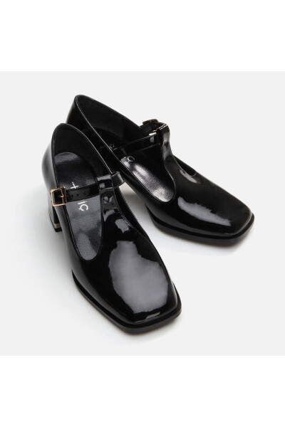 Qora ayollar qalin poshnali - 3