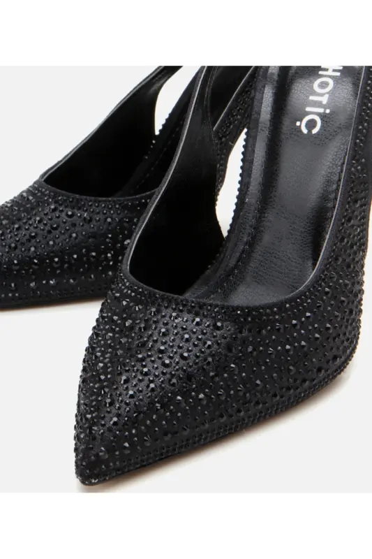 Qora ayollar stilettosi - 3