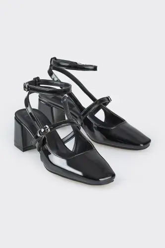 Qora ayollar uchun poshnali poyafzal - ELLE SHOES (1)