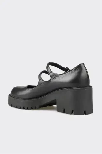 Qora charm ayollar kundalik poyafzali - 3