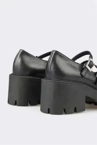 Qora charm ayollar kundalik poyafzali - 4