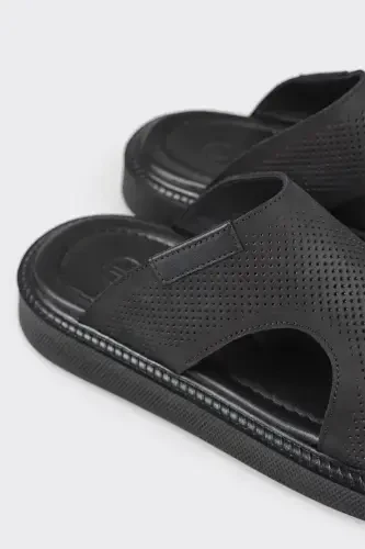 Qora charm erkaklar shippagi - 5