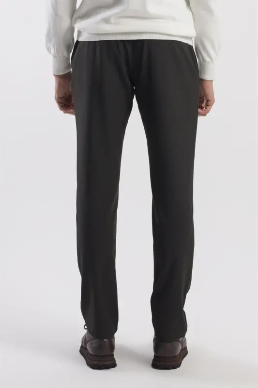 Qora Comfort Fit Ikki Cho'ntakli Qopqoqli Plili Yon Cho'ntakli Shim - 4