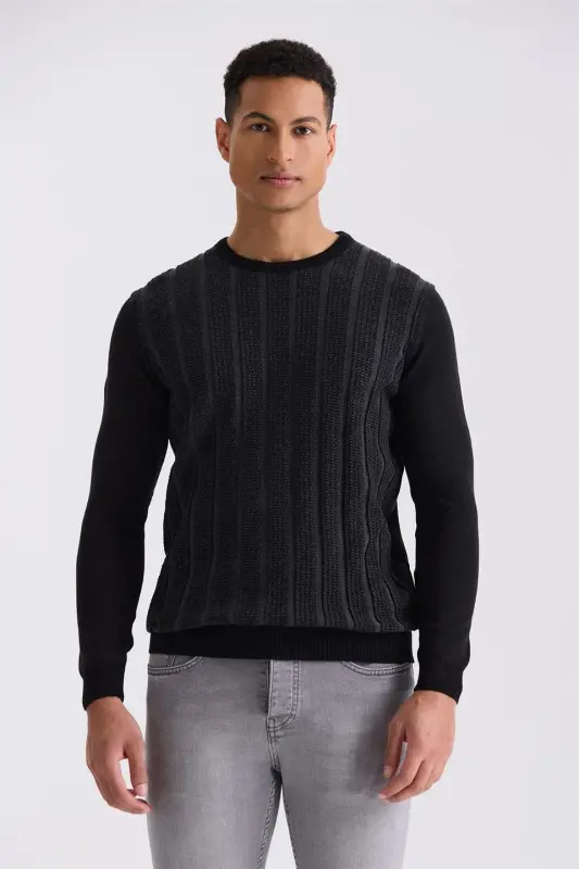 Qora / Kulrang Slim Fit Aylanma Yaxa Chiziqli Triko Kozogʻi - 1