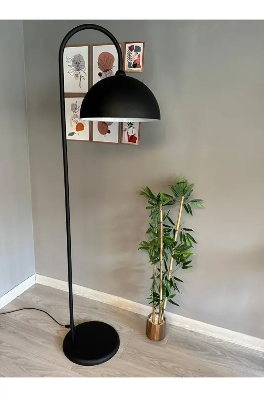 Qora Lampa Zamonaviy Dekorativ Metall O'tirish Xonasi Ish Xonasi Pol Chiroqi - 5