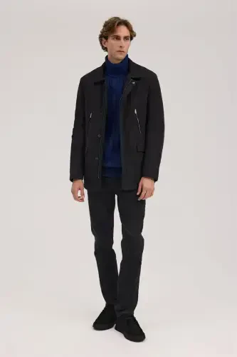 Qora, qulay bichimli, tugmali yoqali fermuarli kurtka - JAKAMEN (1)