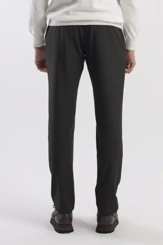 Qora rangli Comfort Fit ikkita cho'ntakli, buklama yon cho'ntakli shimlar - 4