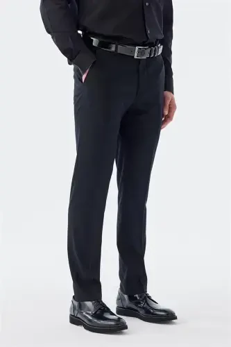 Qora rangli Comfort Fit yon cho‘ntakli shim - 3