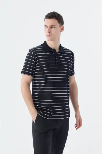 Qora rangli slim fit chiziqli 100% paxta polo yoqali futbolka 