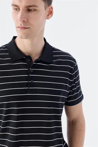 Qora rangli slim fit chiziqli 100% paxta polo yoqali futbolka - 3