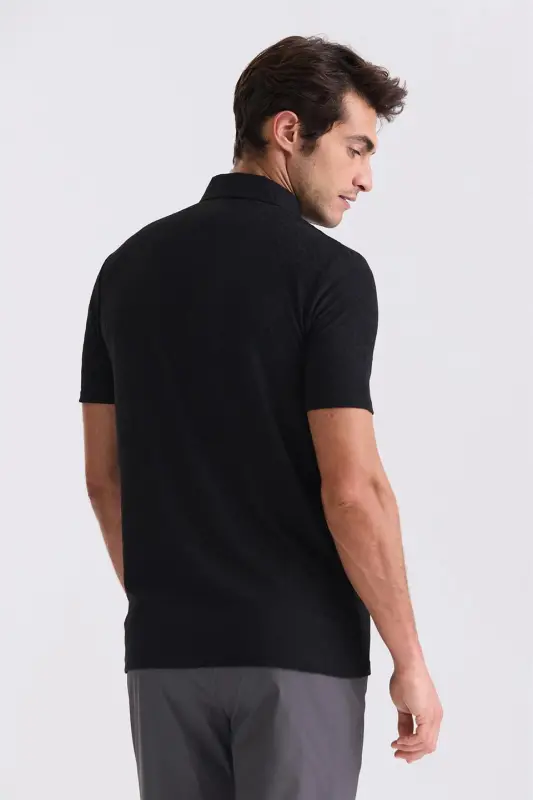 Qora rangli, slim fit, naqshli polo yoqali futbolka - 3