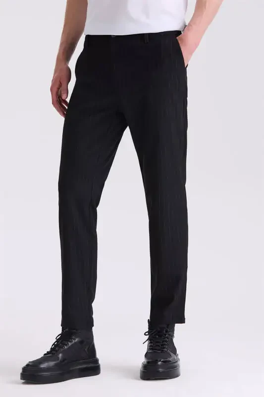 Qora Slim Fit Chiziqli Kanvas Shtamlar - 1