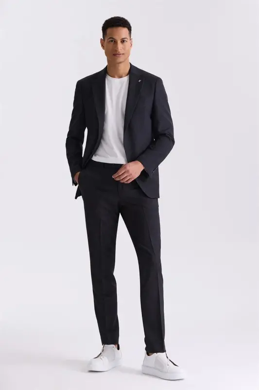Qora Slim Fit Mono Yoqali Bir Tugmali Sport Kostyum - JAKAMEN