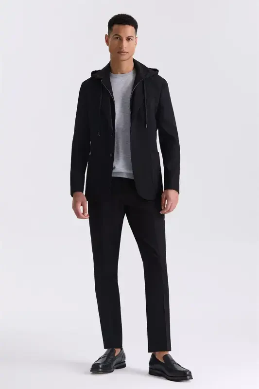 Qora Slim Fit Mono Yoqali Kaputli Sport Kostyum - JAKAMEN