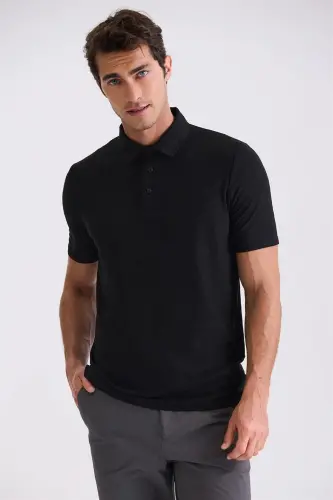 Qora Slim Fit naqshli polo yoqali futbolka 