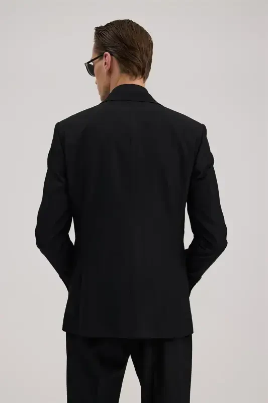 Qora Slim Fit Qaldirg'och Yoqali Nimchali Kostyum - 4