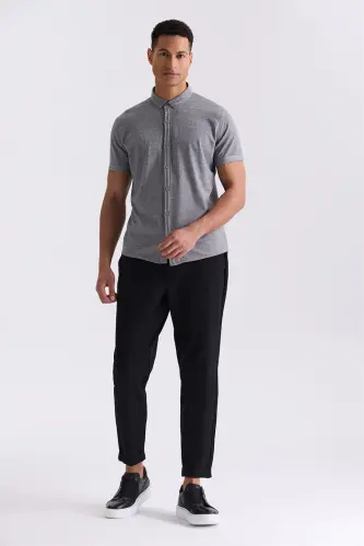 Qora Slim Fit Tugmali Yaxa Futbolka - JAKAMEN (1)