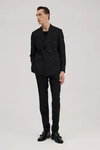 Qora Slim Fit Uchli Yoqali Kostyum 