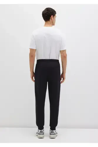 Qora sport shimlari - 4