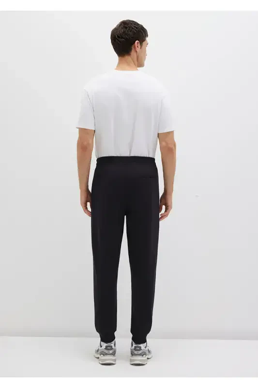 Qora sport shimlari - 4